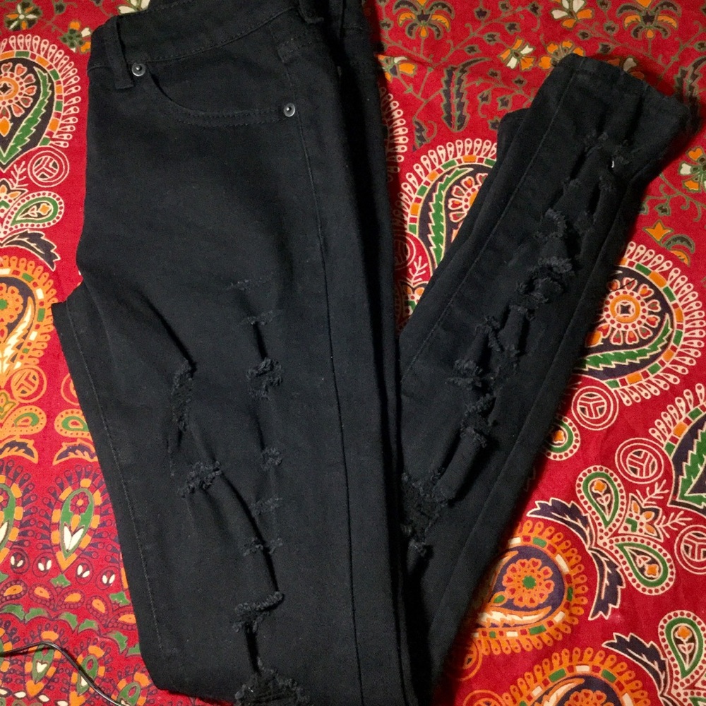 Black Distressed Skinny Jeans